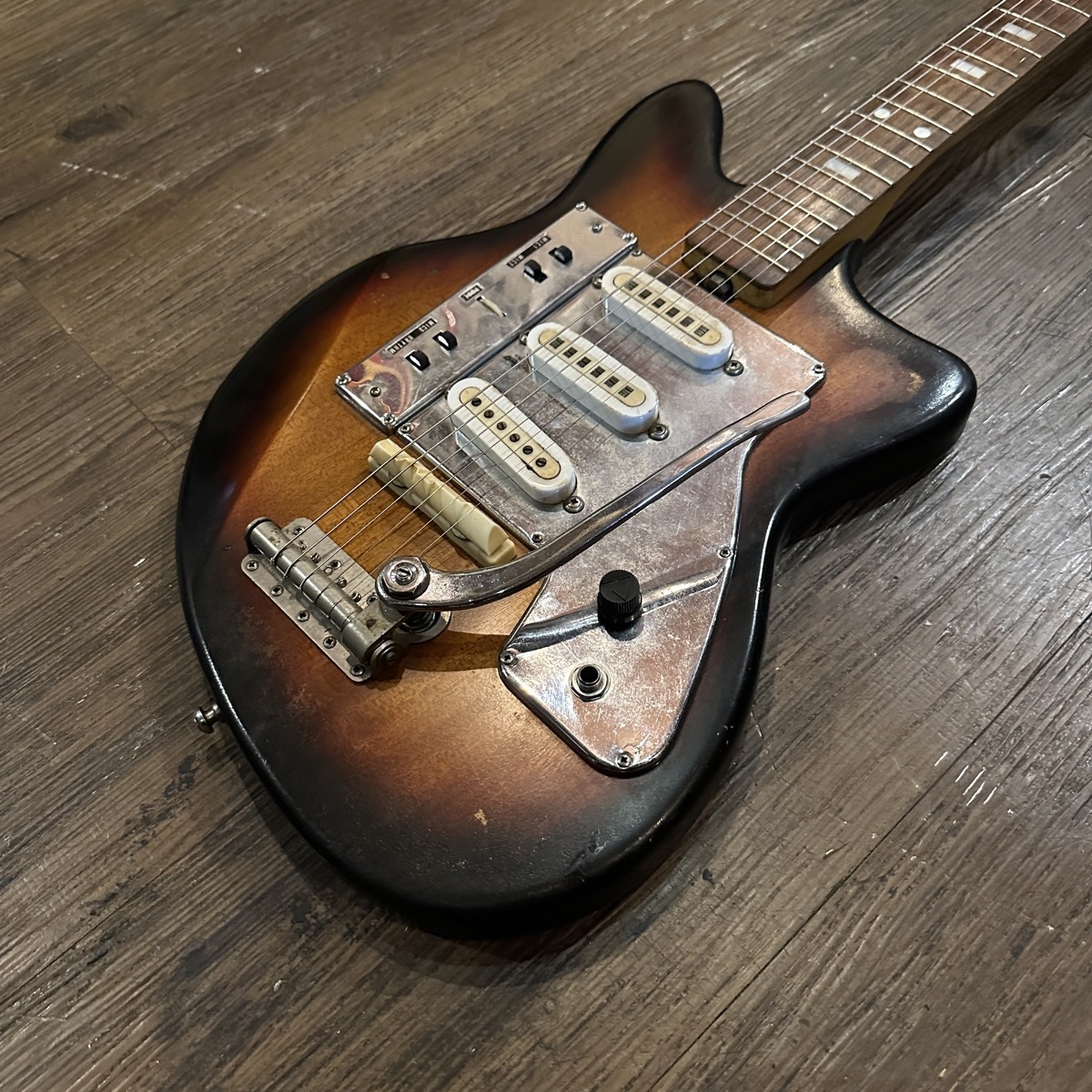 Guyatone LG-130T ビザールギター Electric Guitar（中古/送料
