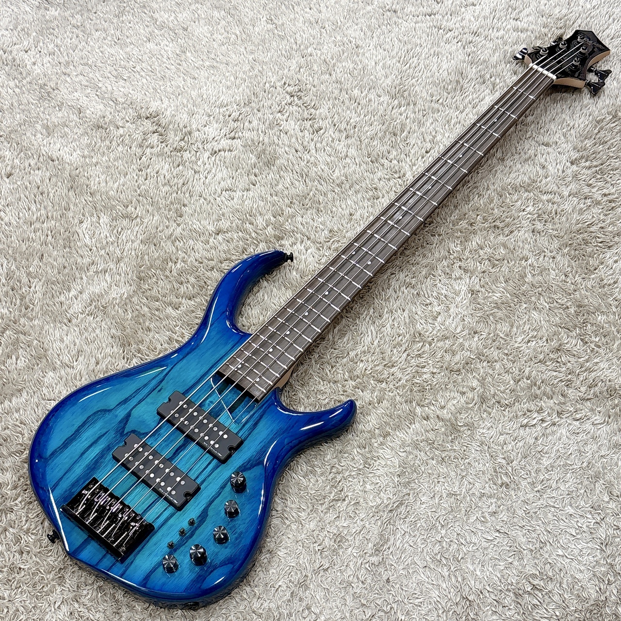 Sire Marcus Miller M5 Ash 5st / TBL (Transparent Blue)【5弦