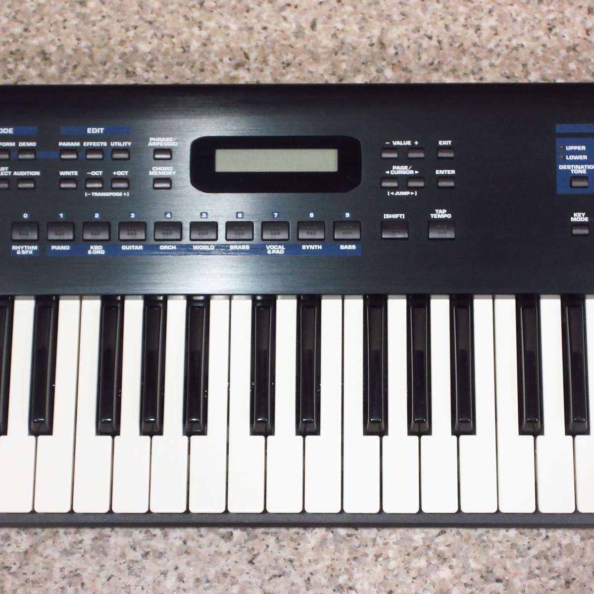 Roland JUNO-D Limited Edition 
