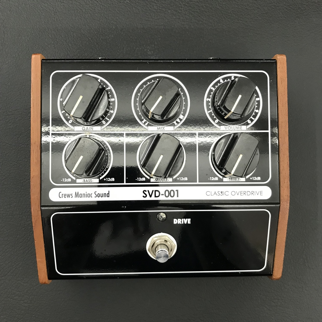 Crews Maniac Sound SVD-001 ベース用オーバードライブ Crews Maniac Sound SVD-001（中古）【楽器検索デジマート】
