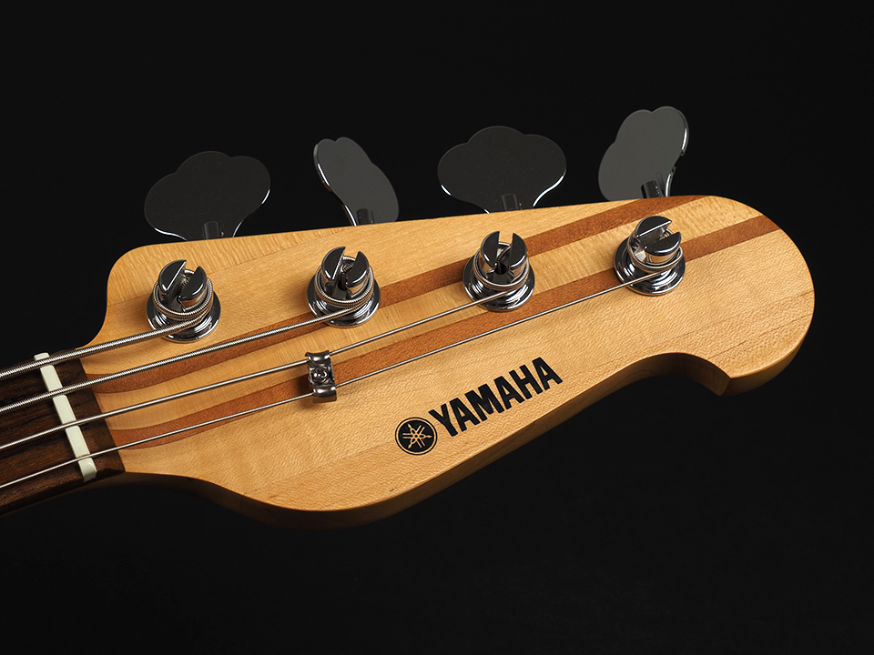 【最終価格】YAMAHA BB424 エレキベース ヴィンテージホワイト YAMAHA BB424 ~Vintage White~（中古）【楽器検索デジマート】