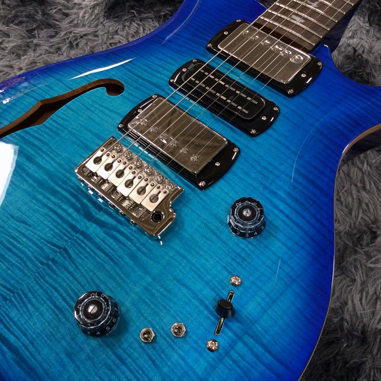 Paul Reed Smith(PRS) SE Special Semi-Hollow Lake Blue【NEWモデル