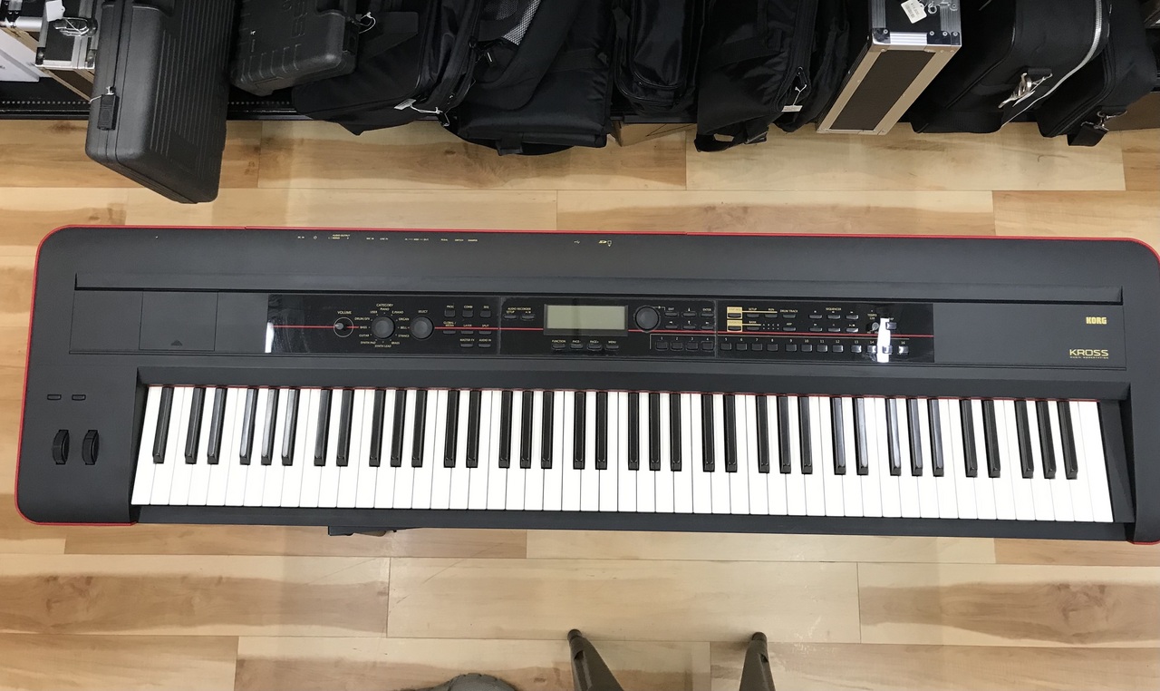 中古美品　KORG KROSS 88 電子ピアノ、シンセサイザー KORG KROSS-88（中古）【楽器検索デジマート】