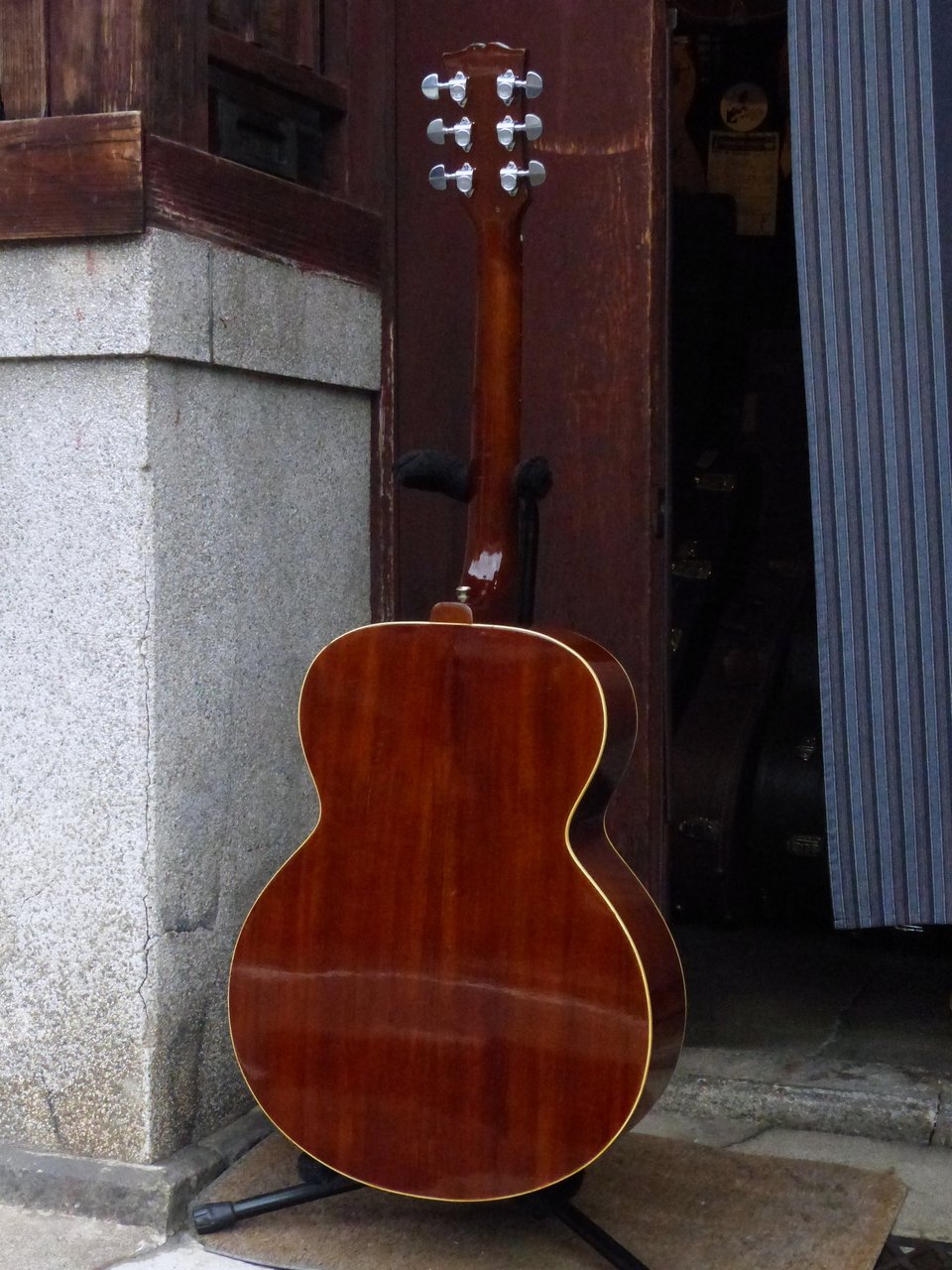 美品　70'ビンテージ　Morris WG-25 値下げ 美品‼️70'ビンテージ Morris WG-25 ケース無しに - メルカリ