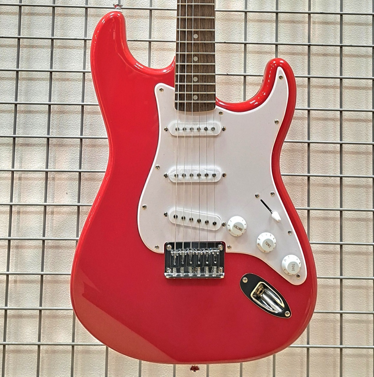 Squier by Fender Sonic Stratocaster HT / Torino Red（新品）【楽器検索デジマート】