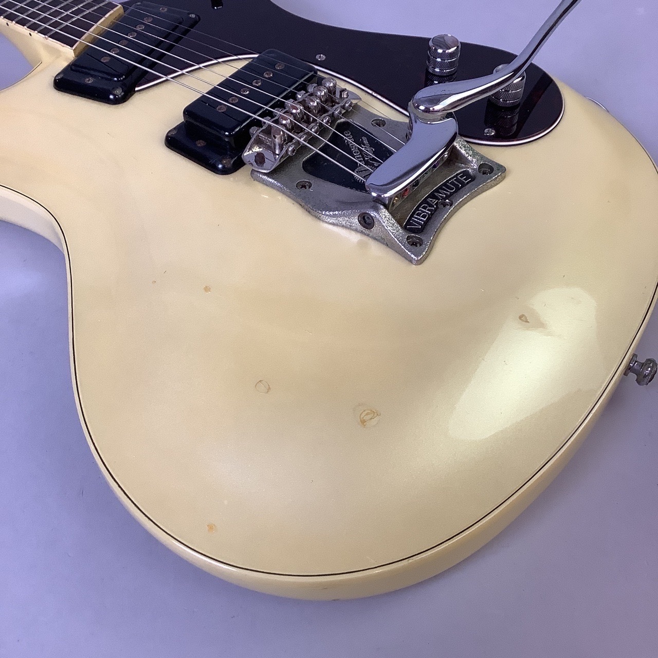 Mosrite Ventures Model 黒雲製(中古/送料無料)【楽器検索 Mosrite Ventures Model 黒雲製(中古/送料無料)【楽器検索