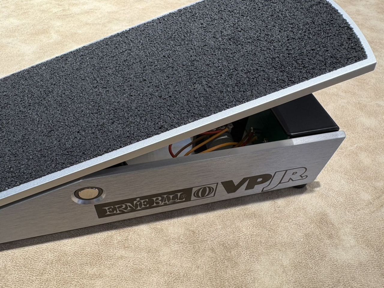 ERNIE BALL #6180 Volume Pedal Junior ボリュームペダル（新品