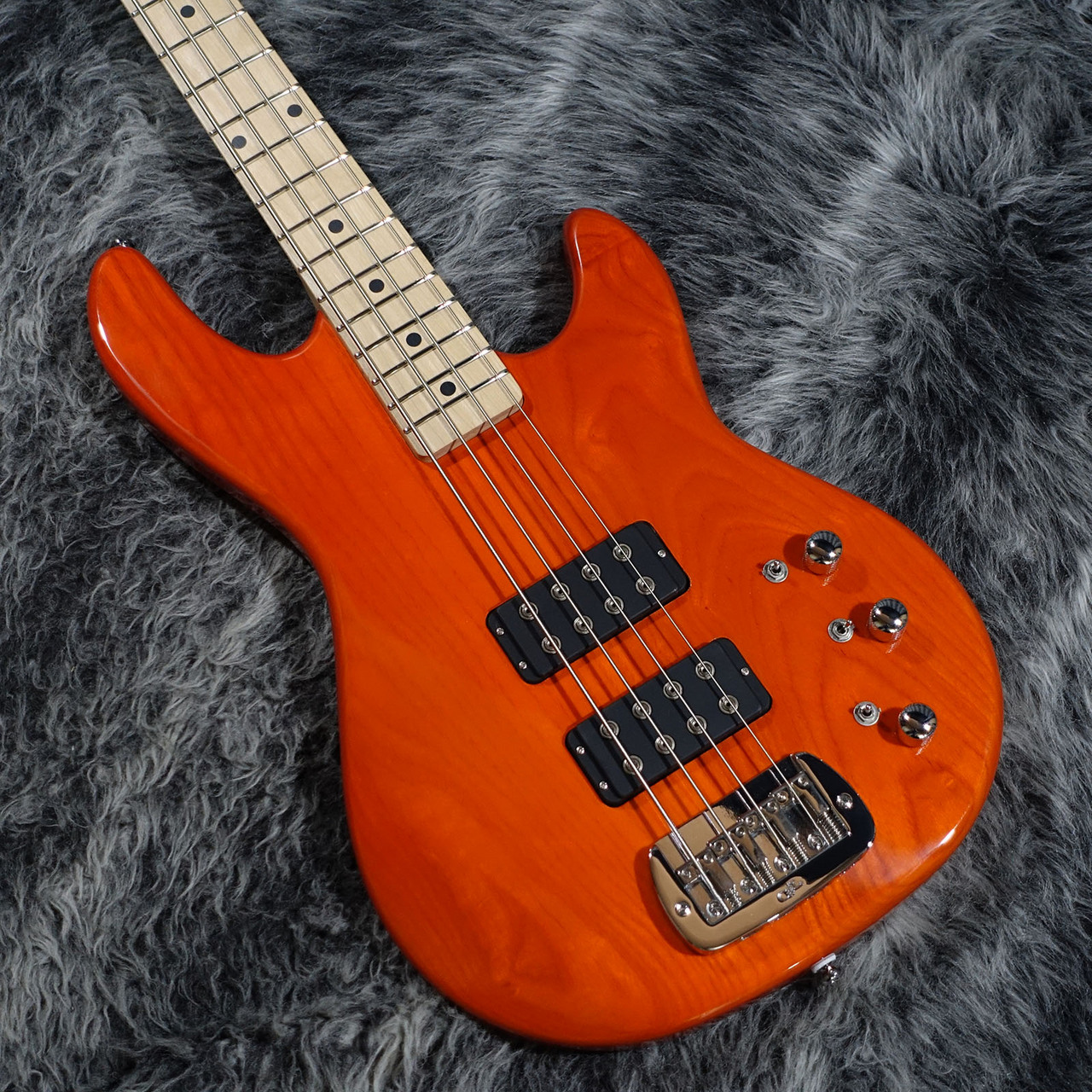 G&L Tribute L-2000 Clear Orange