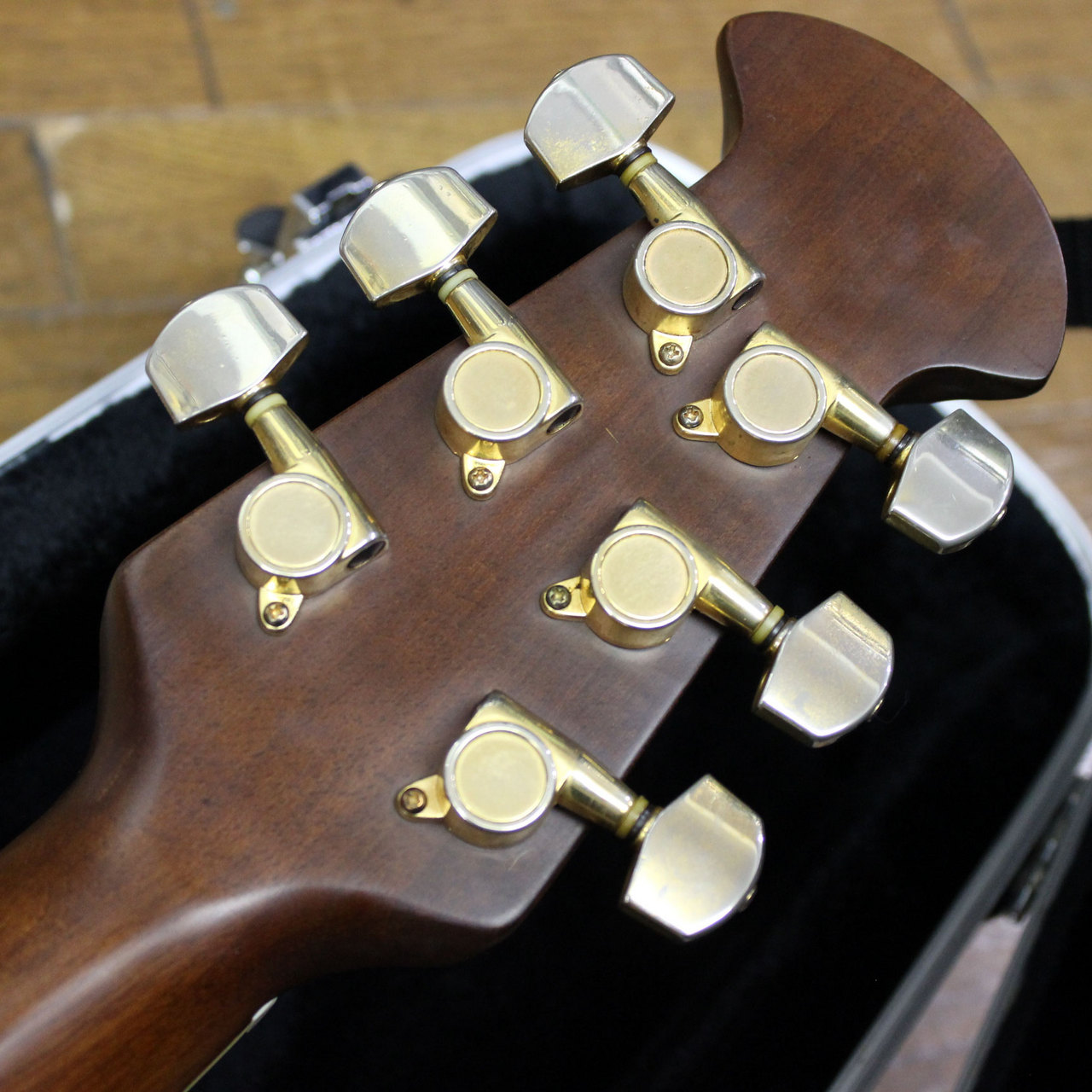 Ovation Celebrity Deluxe CS257 Black オベーション・セレブリティ