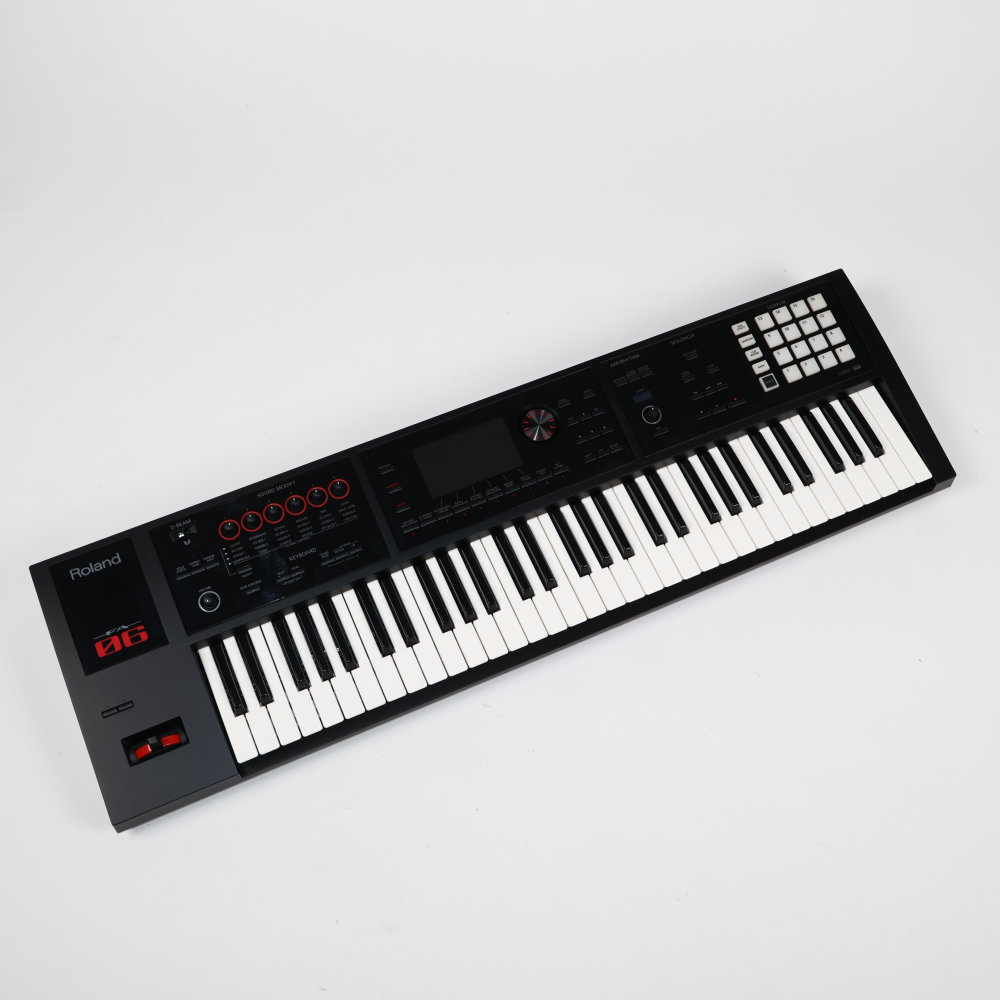 Roland 【中古】 ROLAND FA-06 Music Workstation シンセサイザー