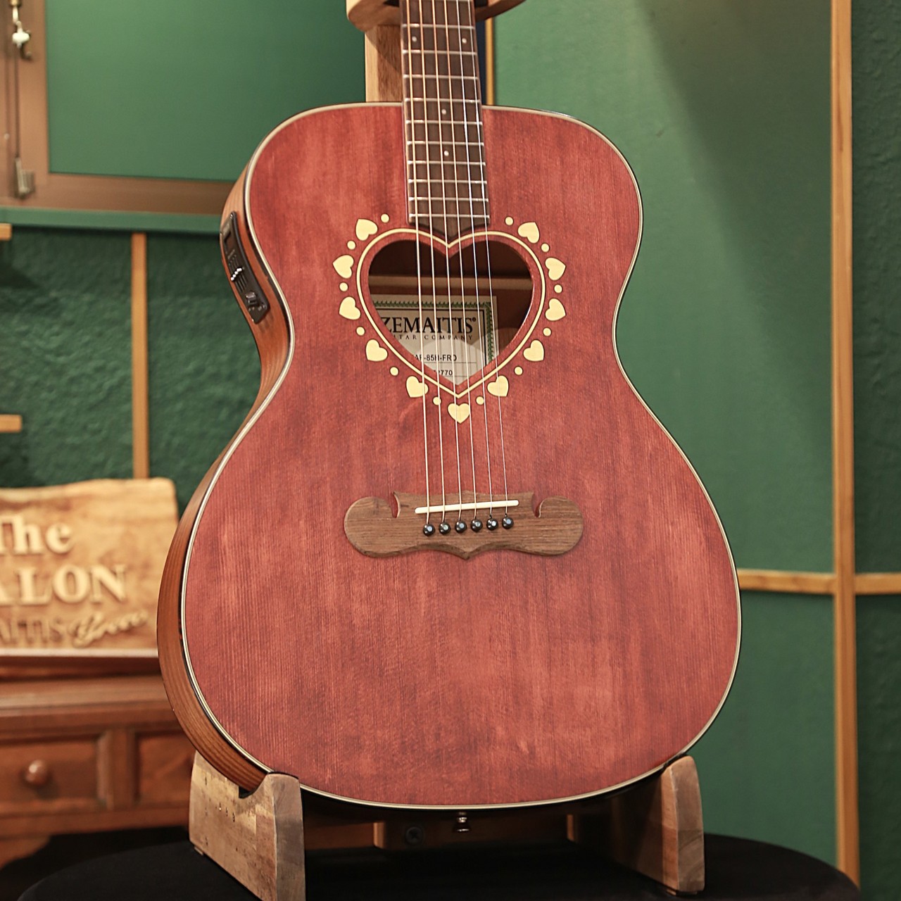 Zemaitis 【中古】 CAF-85H, Faded Red（中古/送料無料）【楽器検索