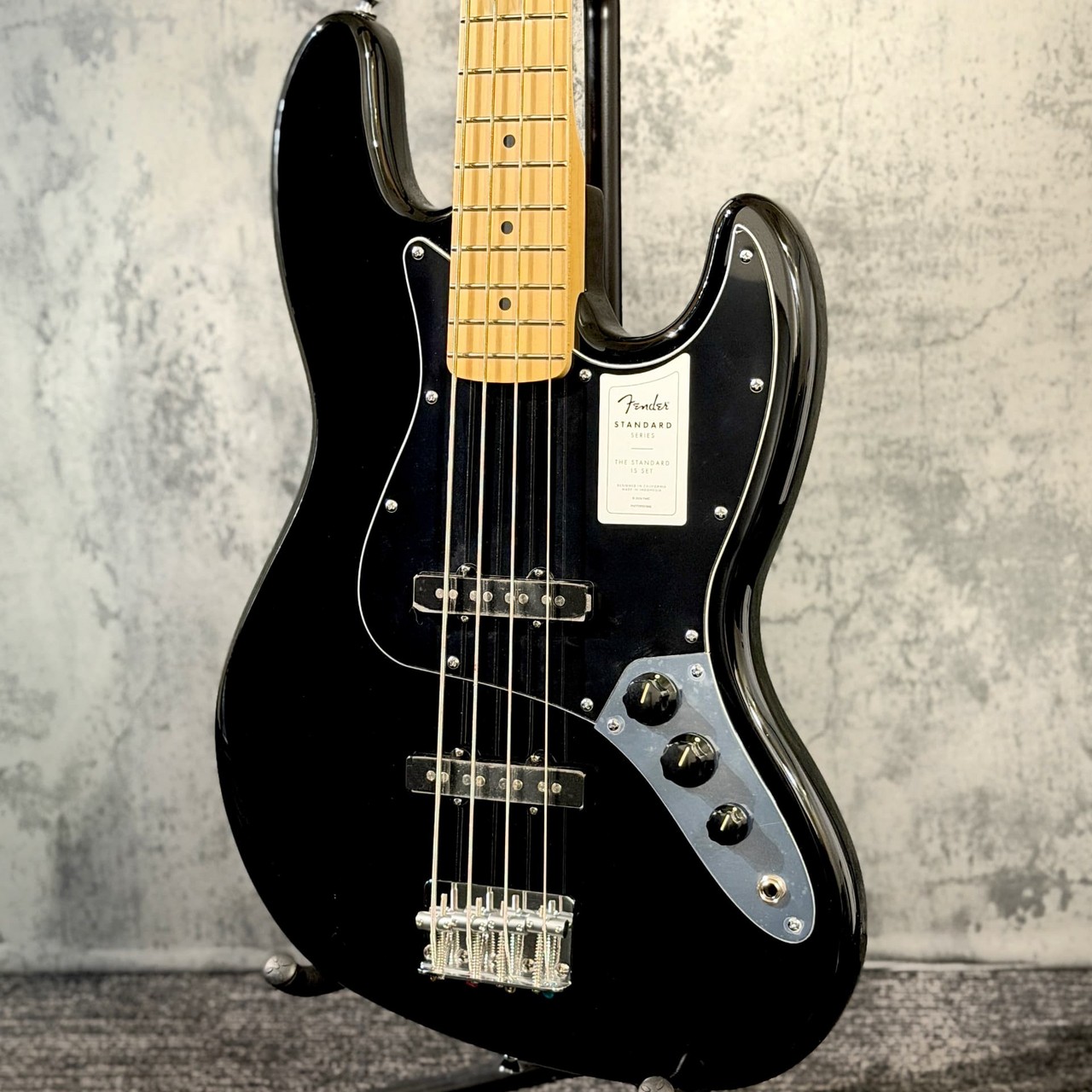 PhotoGenic ジャズベース ブラック Fender Standard Jazz Bass -Black- #25000414【4.61kg】【ツヤツヤ