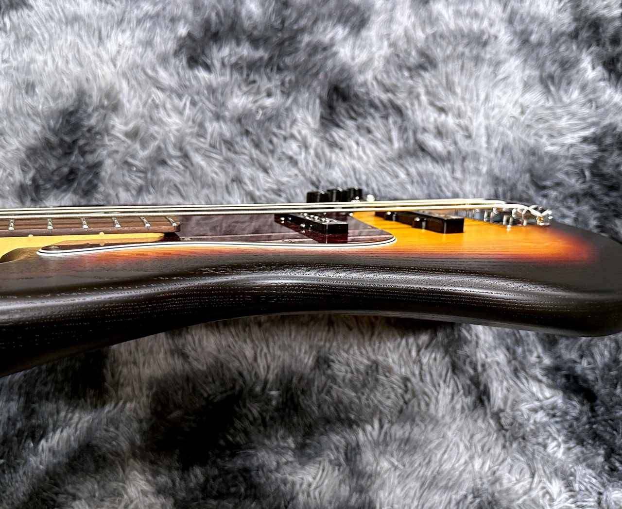 Fender Made in Japan Limited Jazz Bass Raw Ash 3-Color