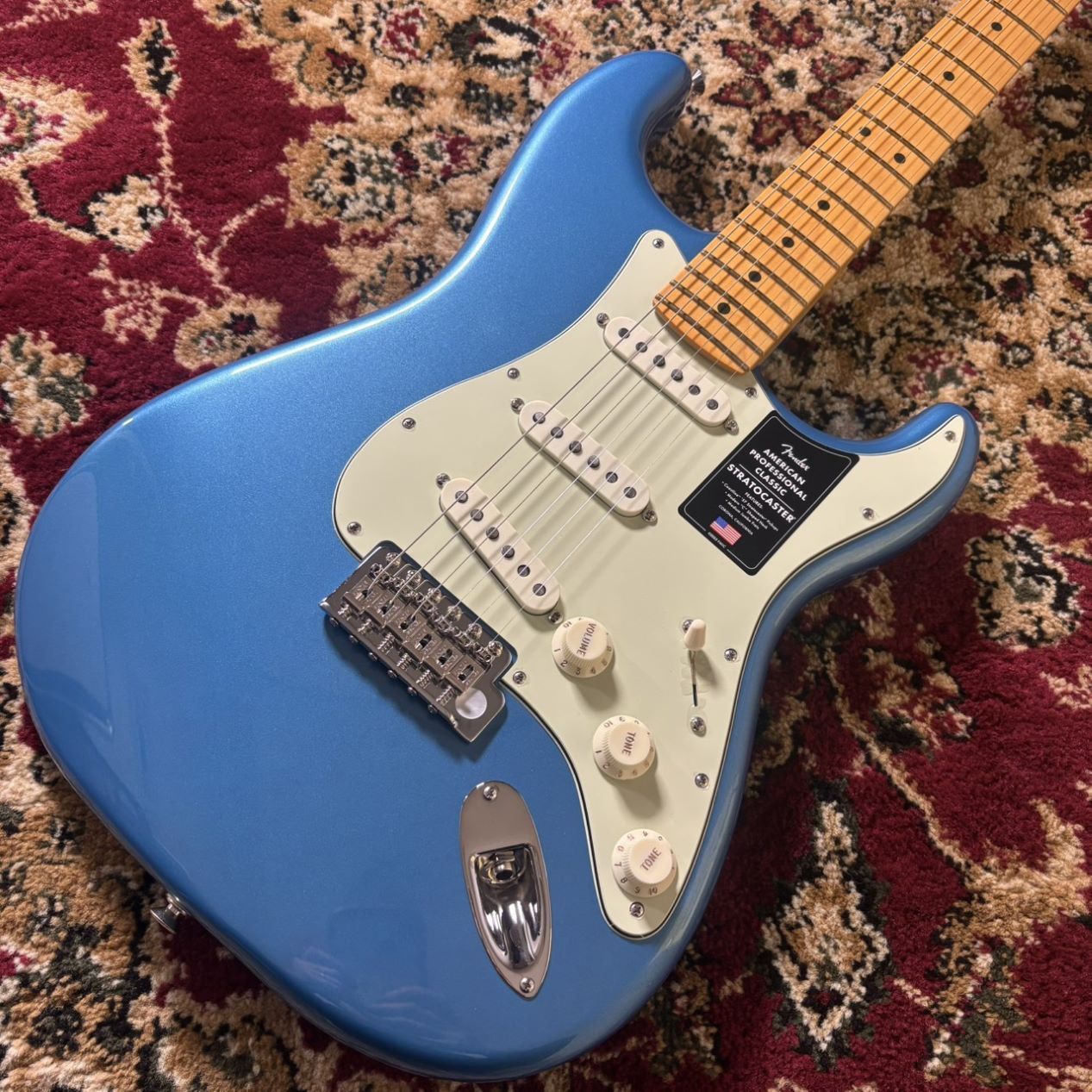 Fender American Professional Classic Stratocaster , Maple
