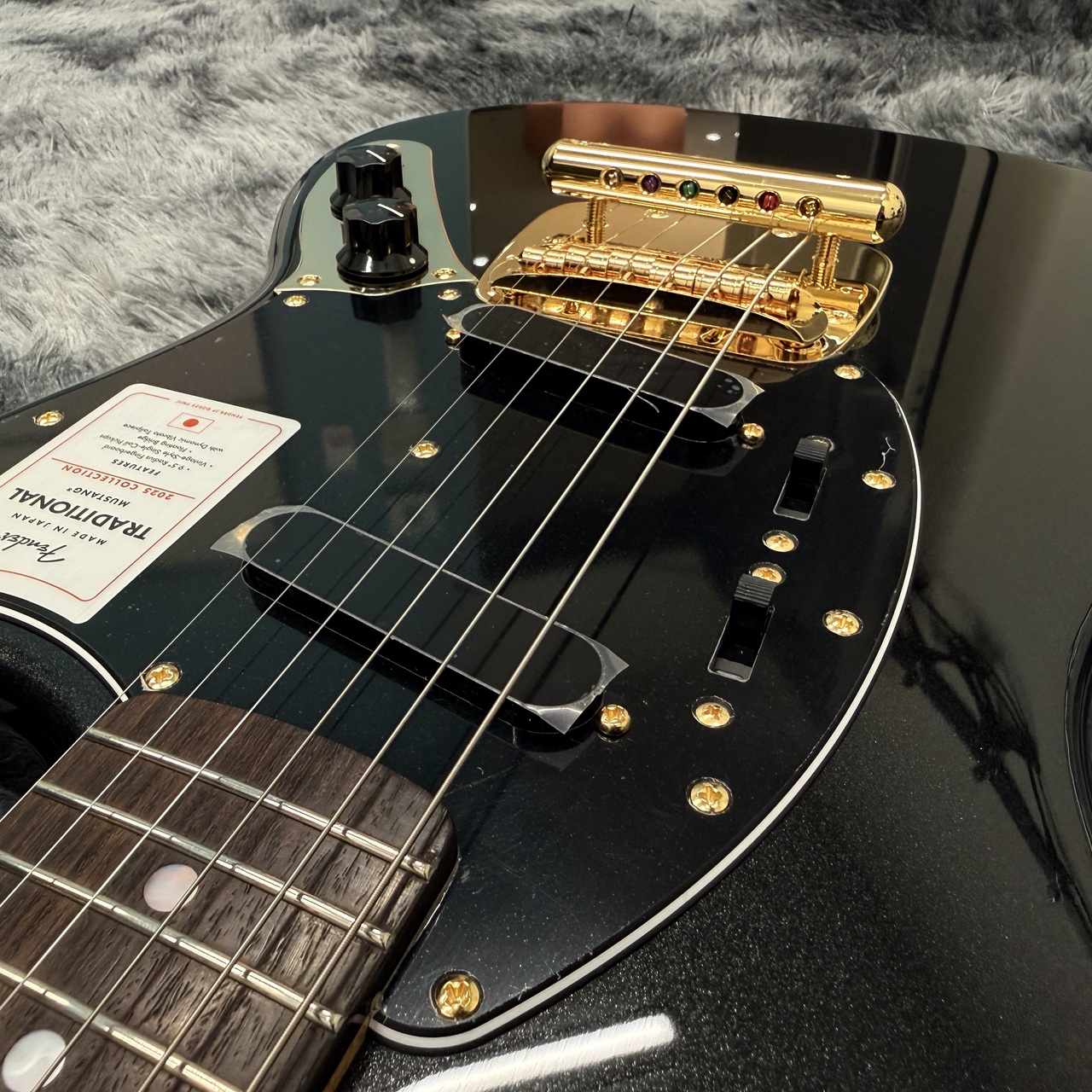 Fender Made in Japan Traditional 2025 Collection 60s Mustang Black