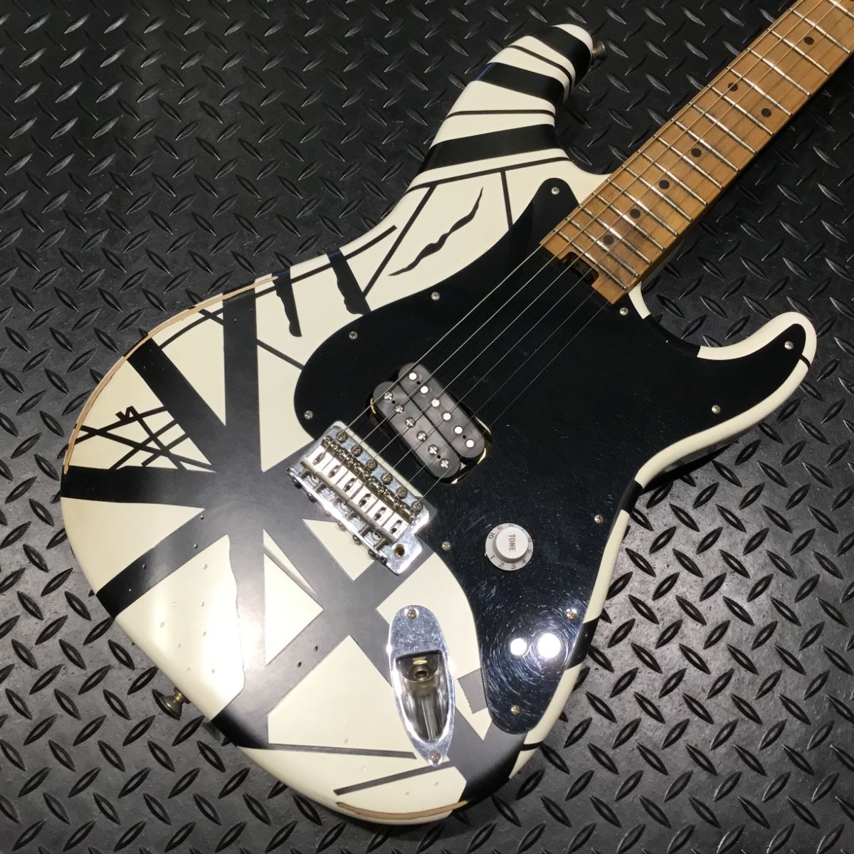 EVH Striped Series '78 Eruption