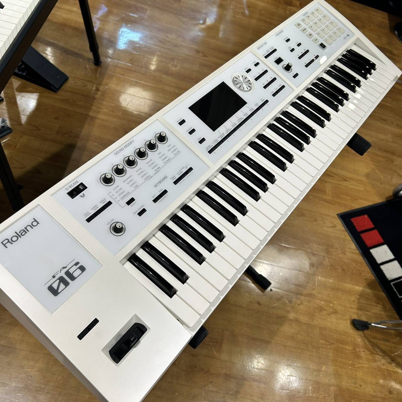 Roland FA-06（中古/送料無料）【楽器検索デジマート】