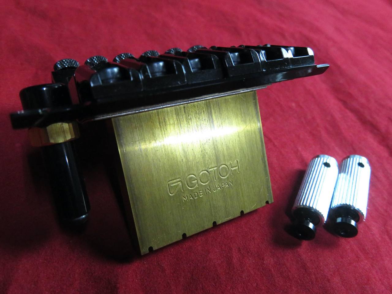 GOTOH GE1996T-B / 36mmブロック 国産 トレモロ ユニット ブリッジ