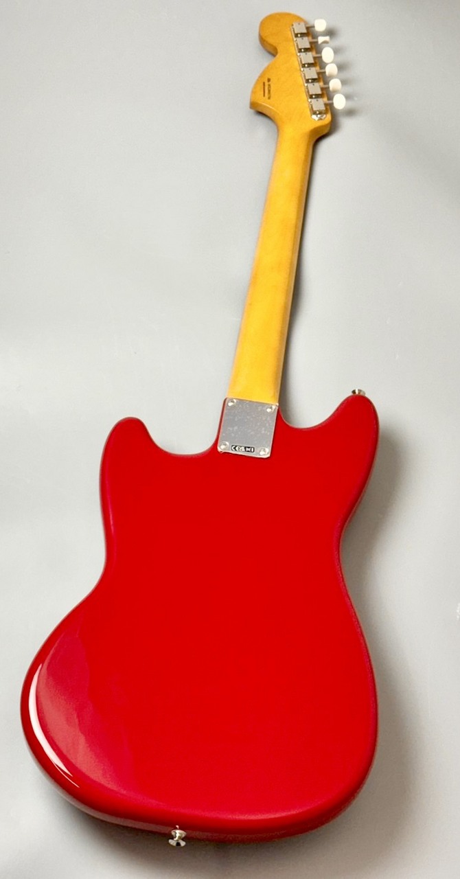 Fender Vintera III Mid '60s Mustang Rosewood Fingerboard Dakota