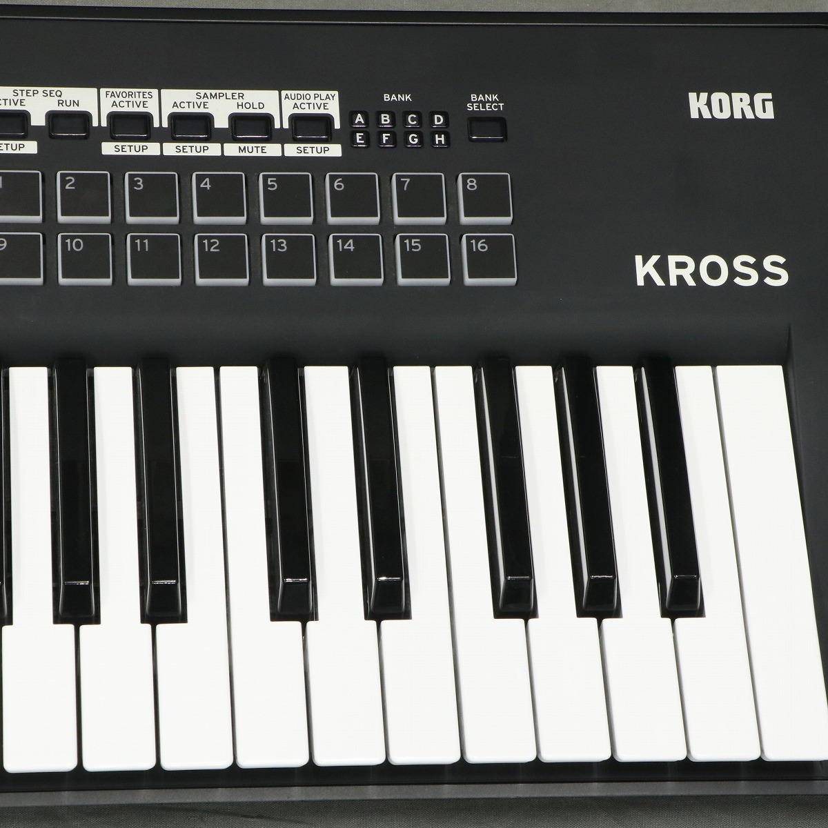KORG KROSS2-61 MB ワークステーションシンセサイザー 【展示品特価