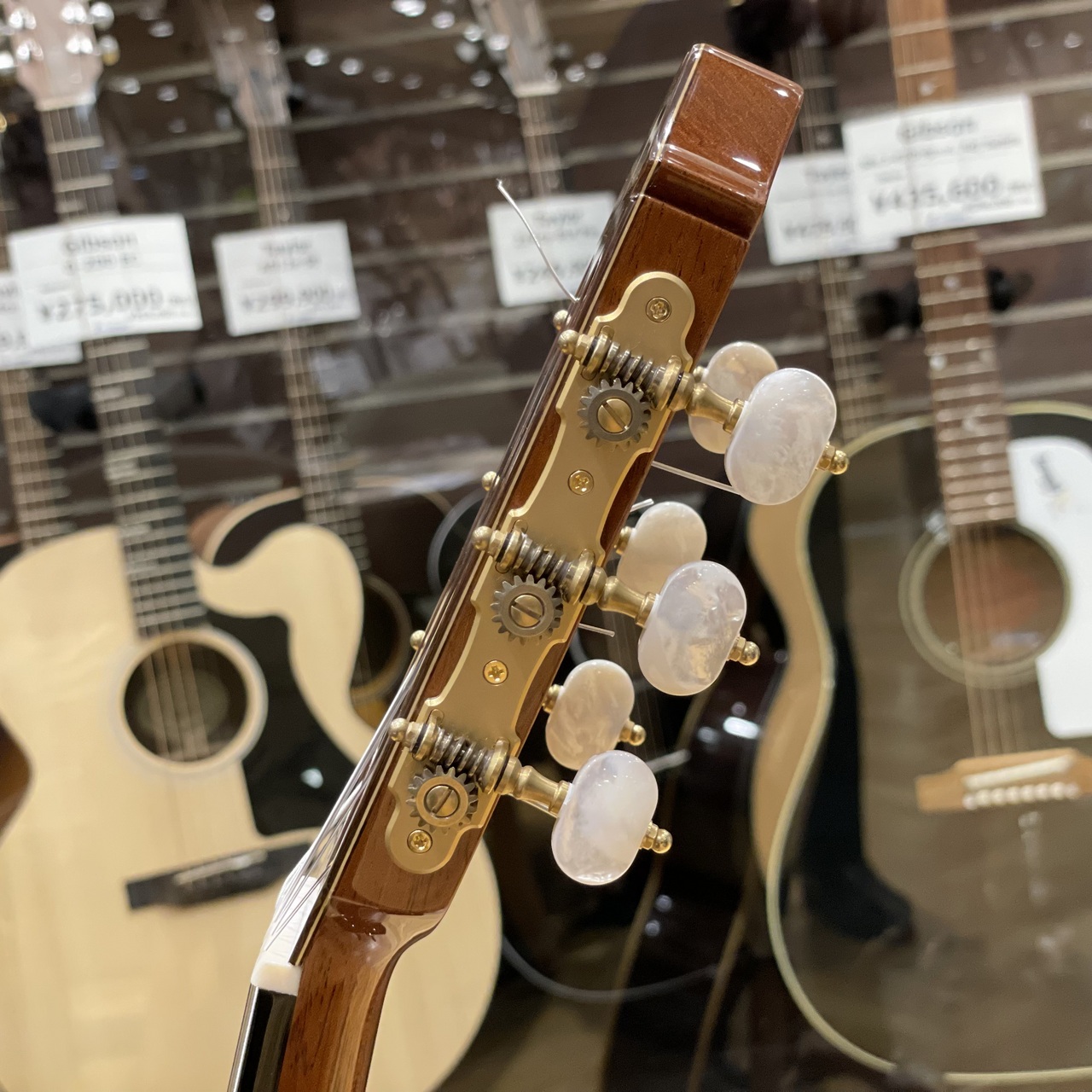 Yahoo!オークション - 桜井 正毅氏ギター「MaestroRF」ショート