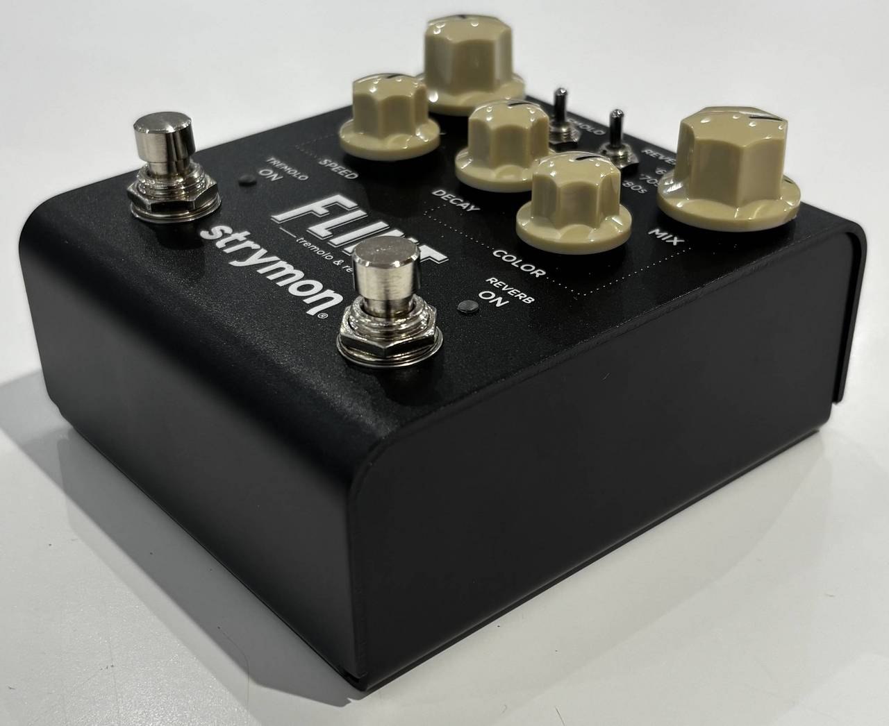 strymon FLINT リバーブ/トレモロ　中古　状態良し送料込み strymon FLINT V2（中古/送料無料）【楽器検索デジマート】