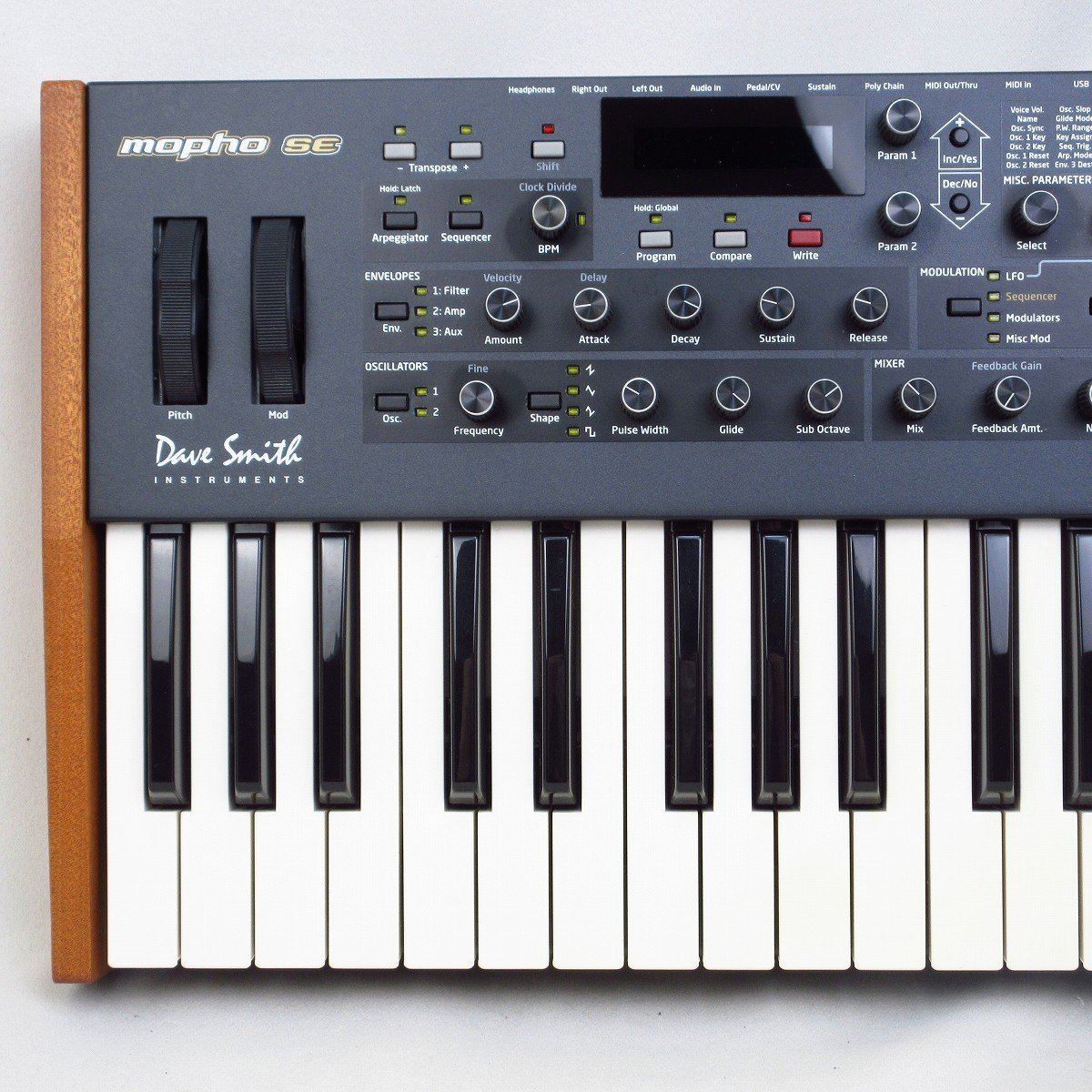 Dave Smith Instruments Mopho SE 