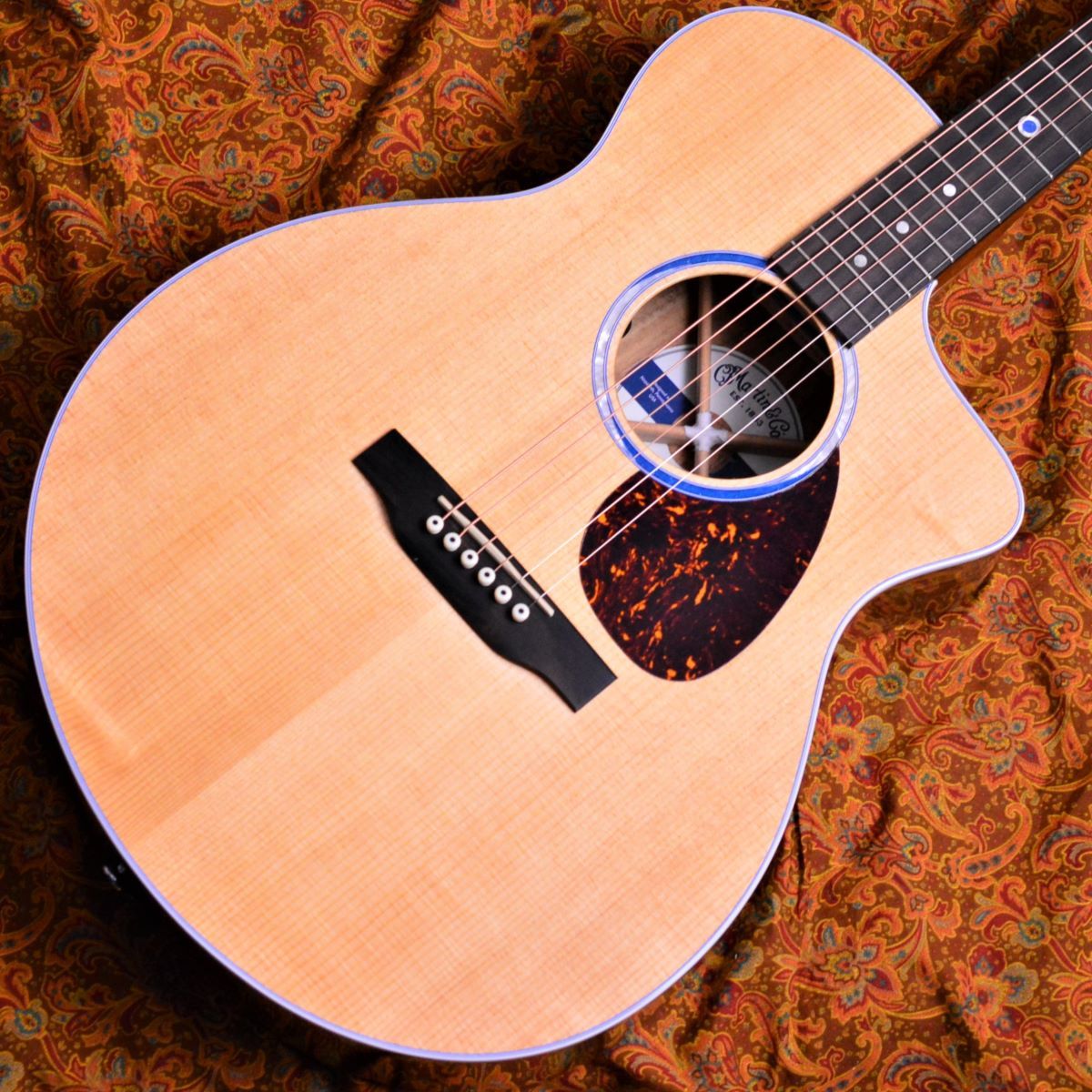 Martin Road Series SC-13E