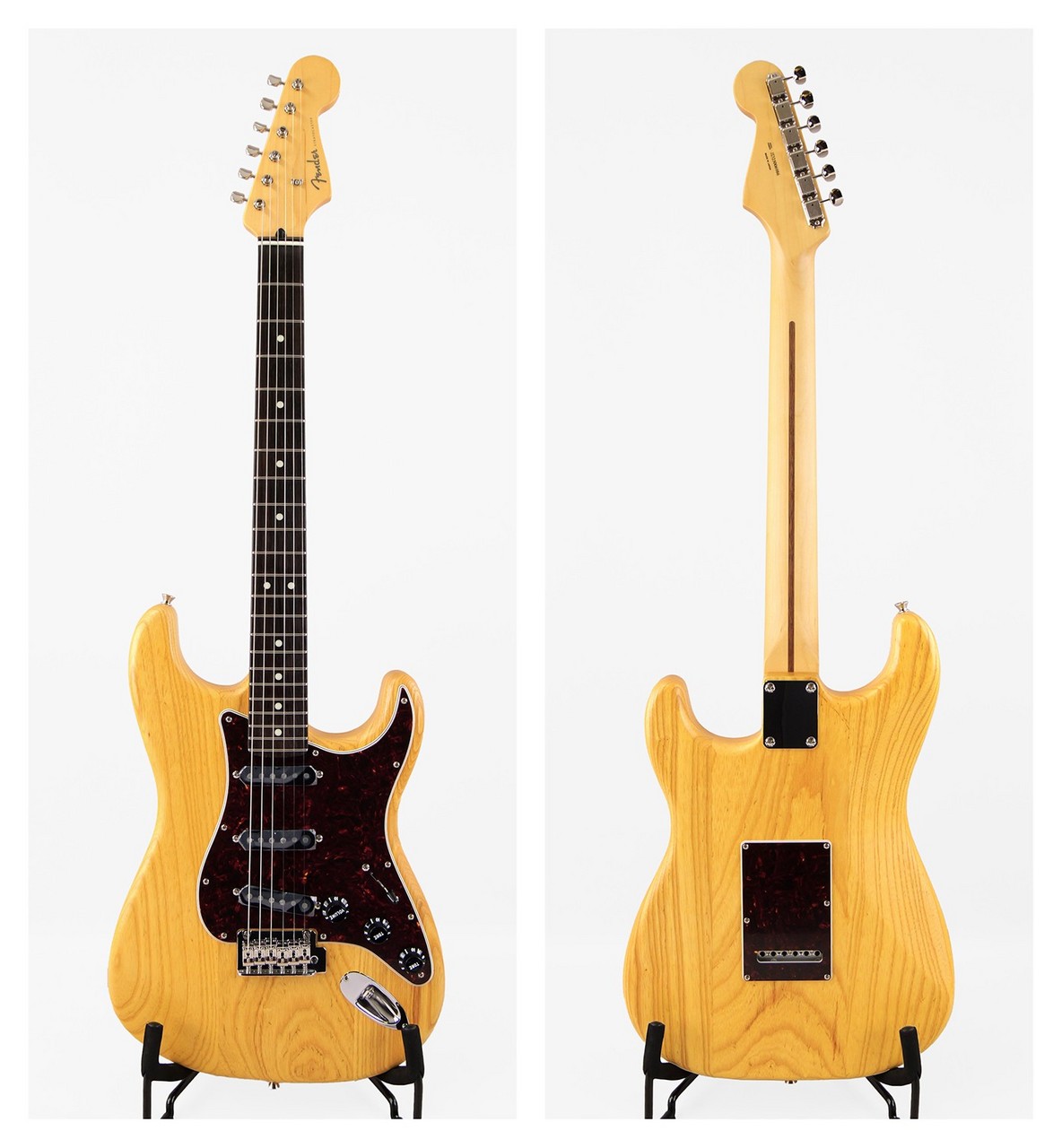 FenderJapan ストラトキャスター アッシュナチュラル フェンダー日本製、アッシュの杢目を活かした「Made in Japan