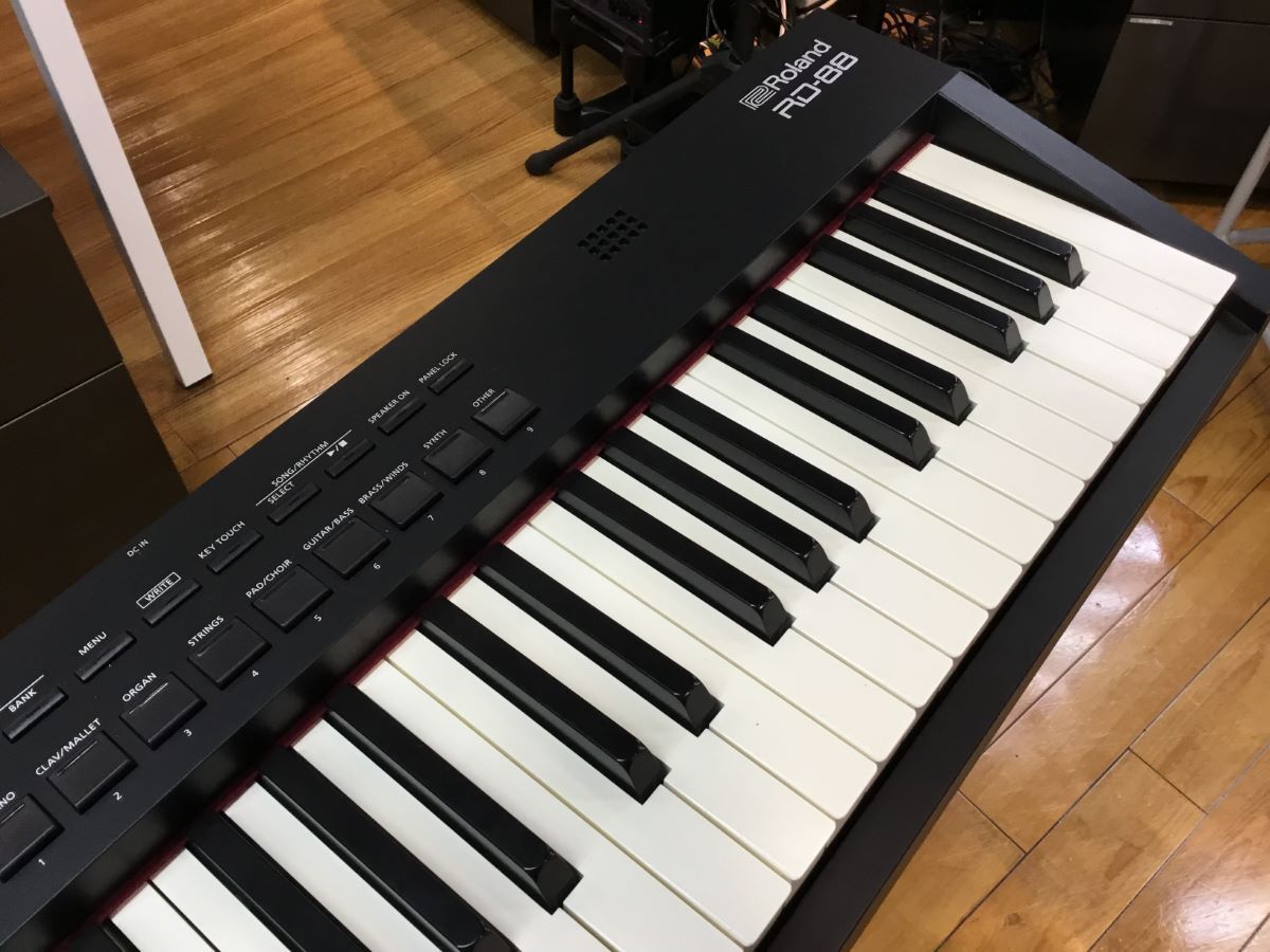 Roland RD-88 スピーカー付 ステージピアノ 88鍵盤 電子ピアノRD88 