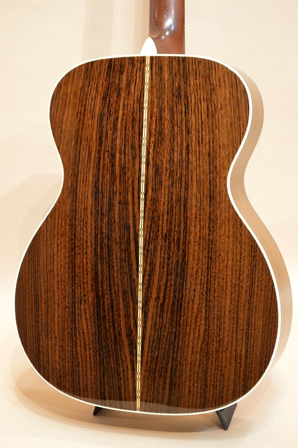 Martin 000-M 06年製 Martin 000JR-10E Shawn Mendes | クロサワ楽器店公式ブログ