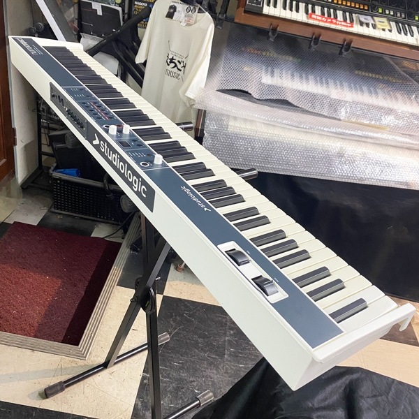 Studiologic Numa Compact（中古）【楽器検索デジマート】