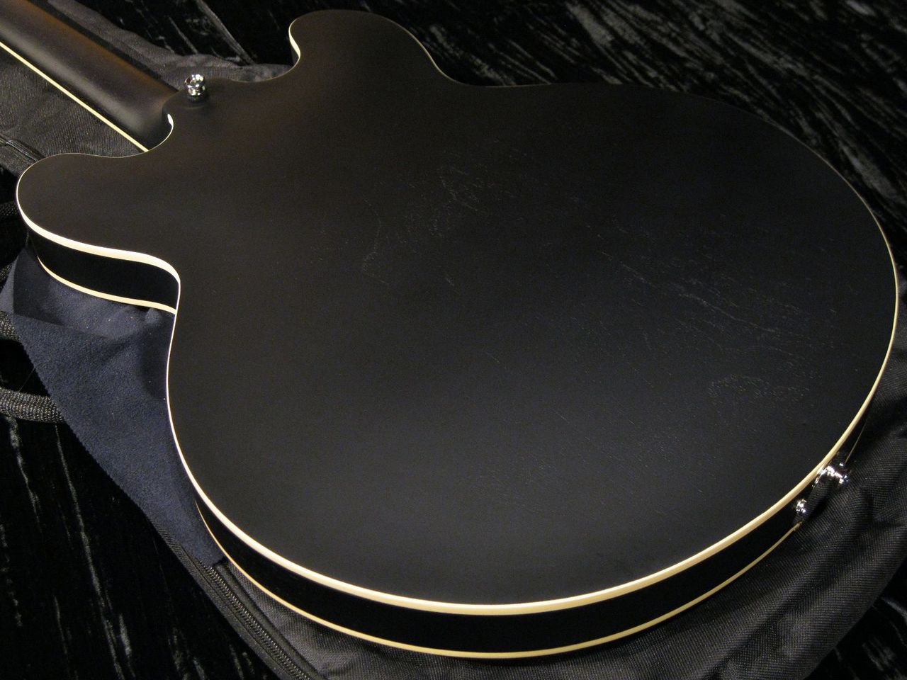 Epiphone Casino Worn (Worn Ebony)（中古）【楽器検索デジマート】
