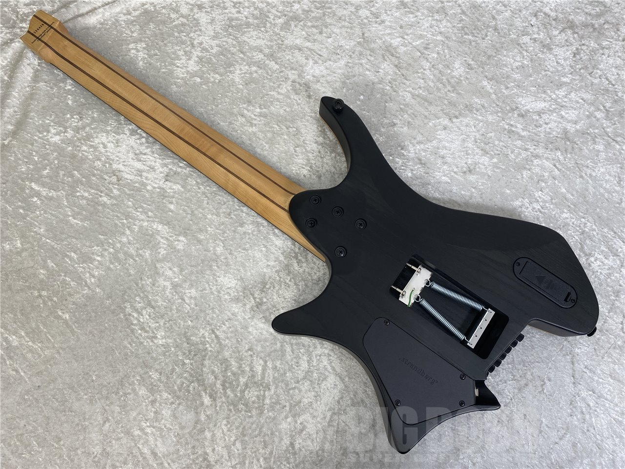 .strandberg* Boden エレキギター ブラック The Guitar Sanctuary | Strandberg Guitars | Boden Metal | NX8 | 8
