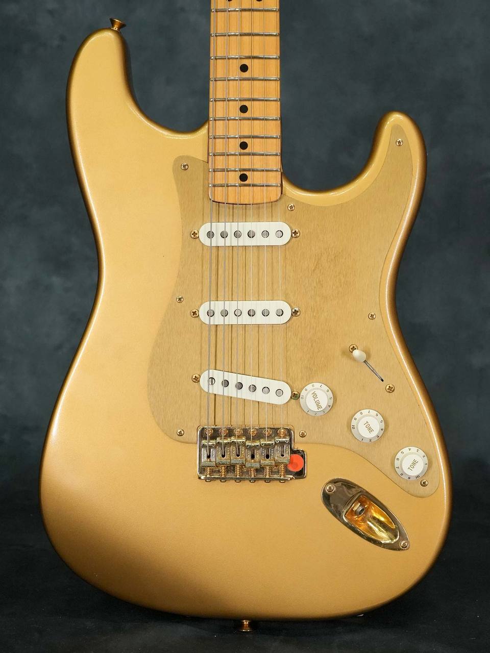 Used 1989 Fender Custom Shop 35th Anniversary Stratocaster