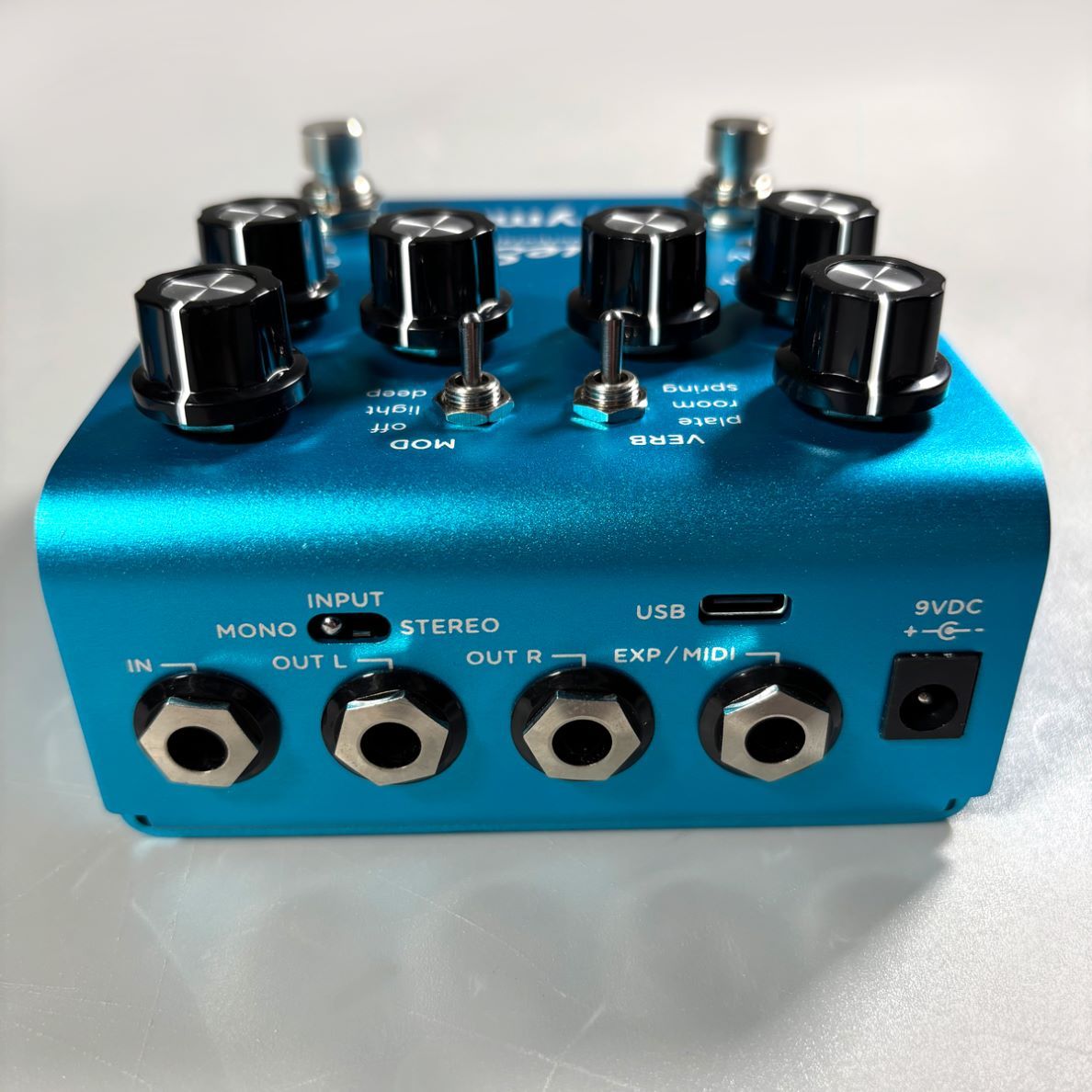 アダプター付き　strymon blueSky V2 リバーブ　エフェクター strymon 【貴重なアダプタ付き個体♪】blueSky V2 コンパクト