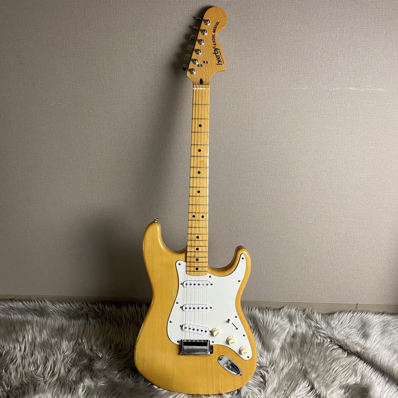 Heerby ハービー excellent-type1000 ストラト heerby Excellent-TYPE 1000 税込販売価格 ￥59,800- ビンテージ