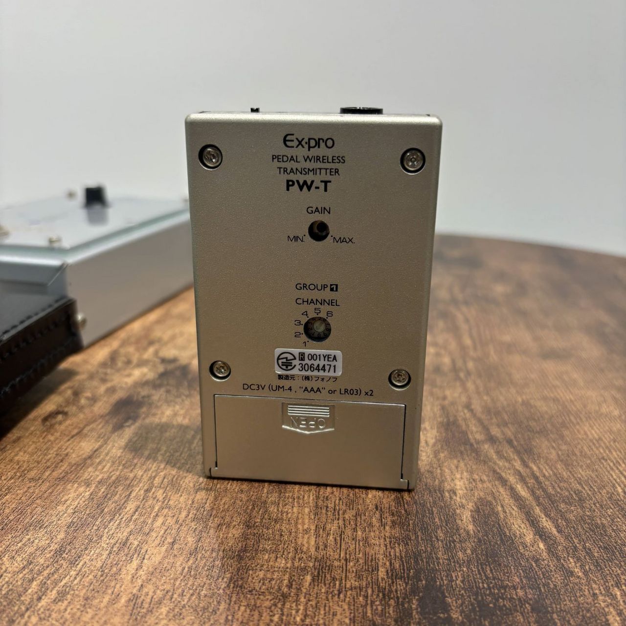 Ex-pro ワイヤレス B12 ギター ベース 送信機 受信機 Ex-pro ワイヤレス B12 ギター ベース 送信機 受信機 最 安 価格