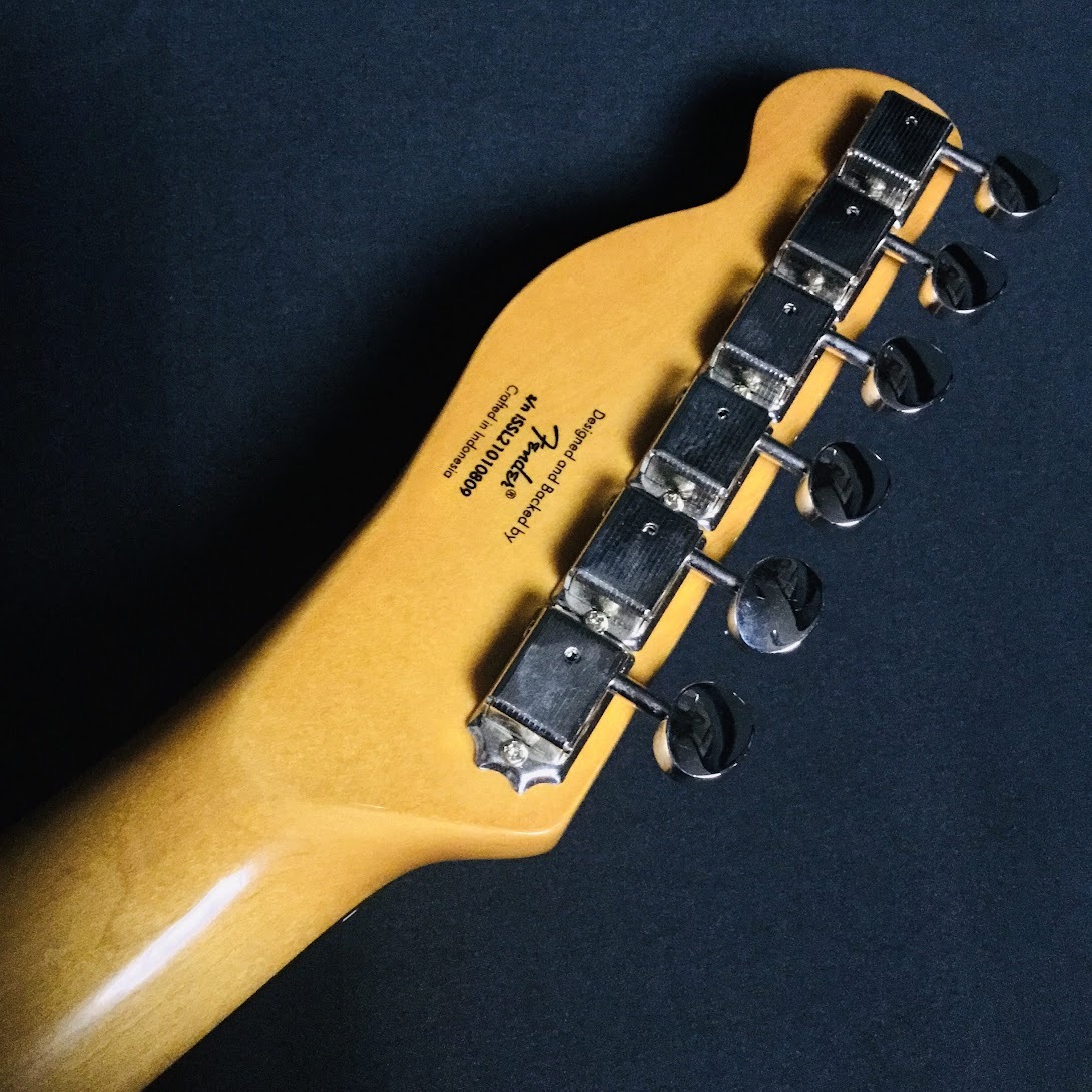 Squier by Fender Classic Vibe Baritone Custom Telecaster バリトン