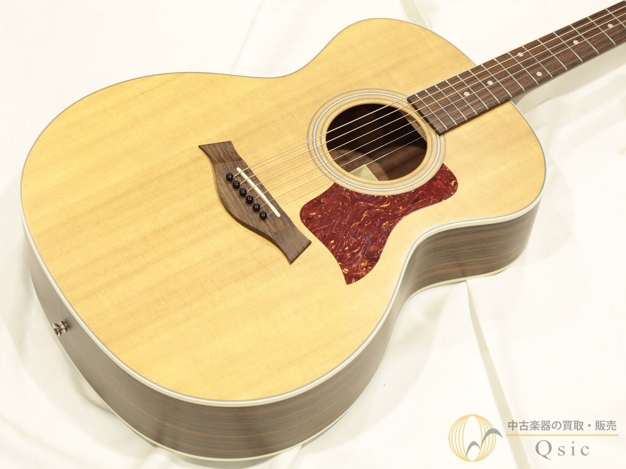 Taylor 214 NAT アコースティックギター Taylor 214 NAT 【返品OK】[OM038]【神戸店在庫】 // クリアランス