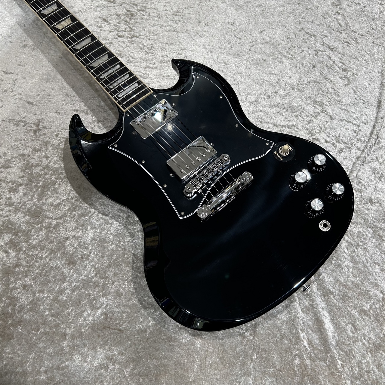 Gibson 【セカンドクラス】SG Standard Ebony #210660263【3.15kg