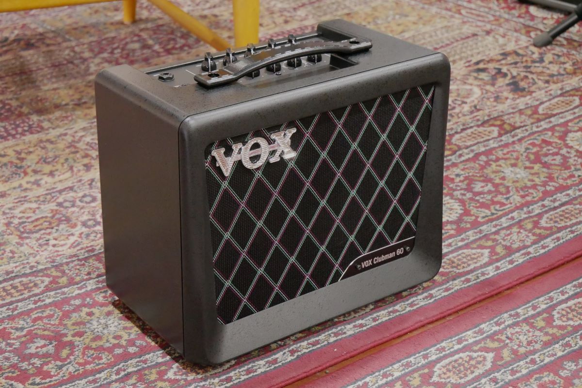 VOX CLUBMAN 60 / V-CM-60 【Nutubeを搭載したホロウ・ボディ系ギター・アンプ。】（新品/送料無料）【楽器検索デジマート】