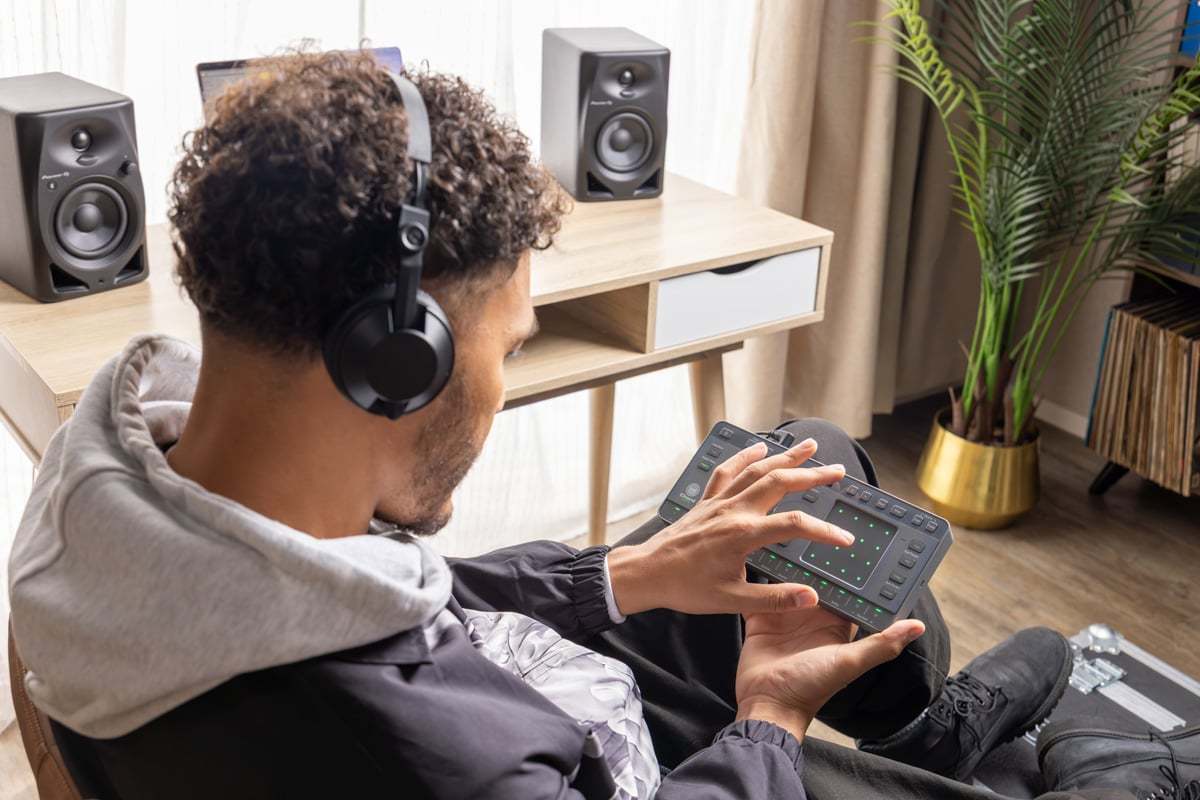 パトリチェフ音楽工房 CD2枚セット AtlasPedal Minisize Preset Volume Box [TL956]【神戸店在庫