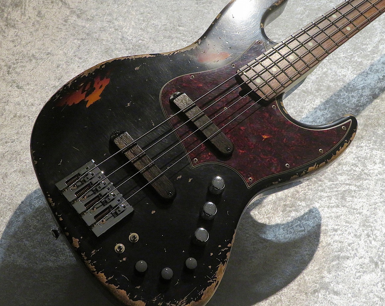 Xotic XJ-1T 4st Alder/R -Black over 3TB MH- #3416【Raw