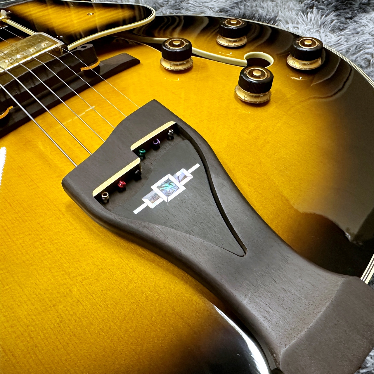Ibanez LGB300-VYS (Vintage Yellow Sunburst) -George Benson