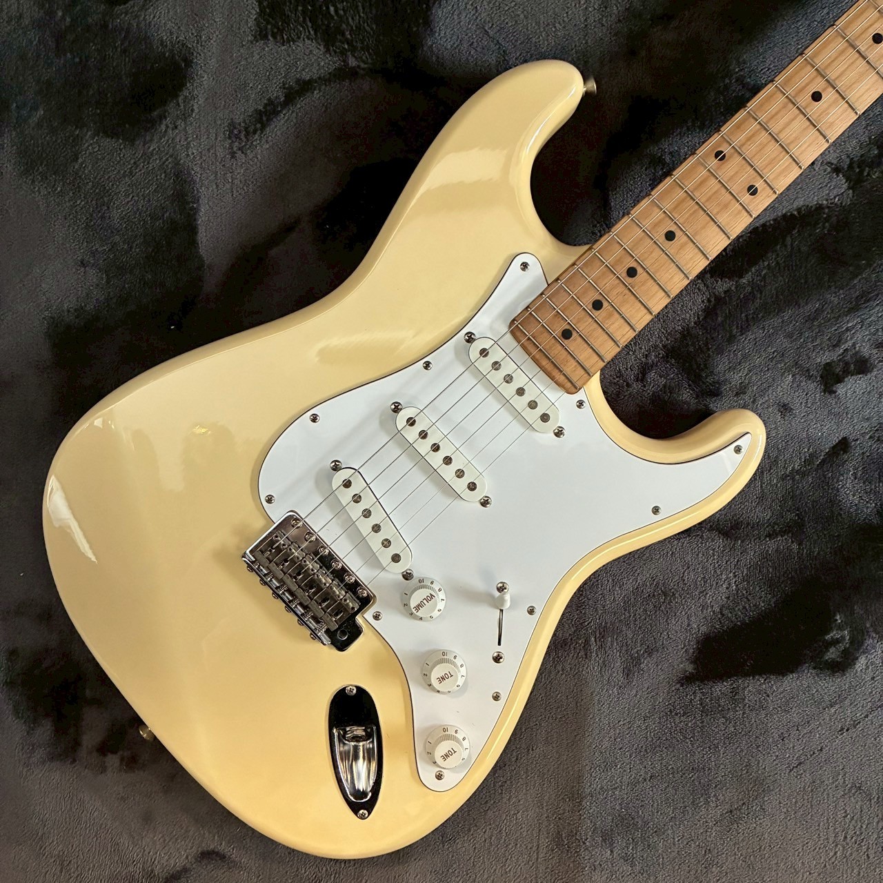 Fender Japan ST-57 Eシリアル 【USED】【3.2kg】（中古）【楽器検索