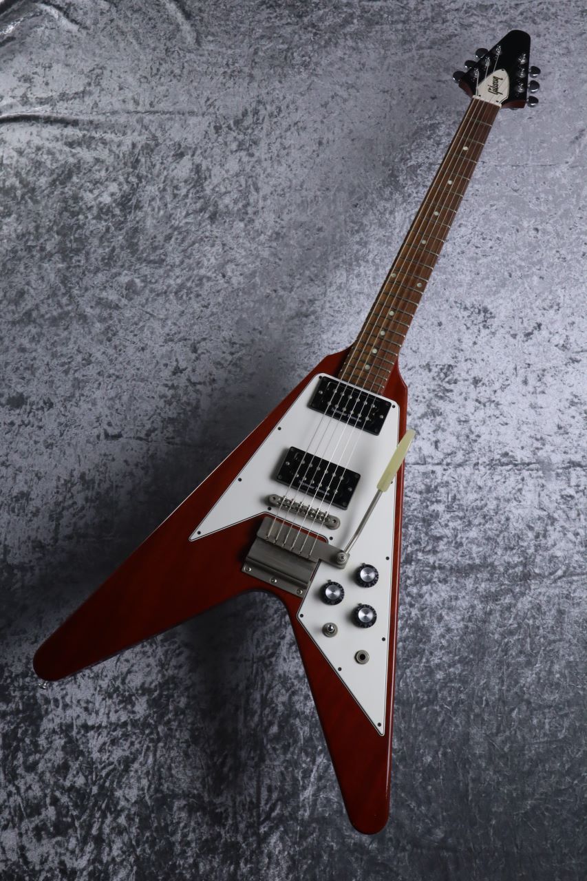 Gibson Custom Shop 1967 Flying V Cherry w/Maestro [2011年製]【3.06 