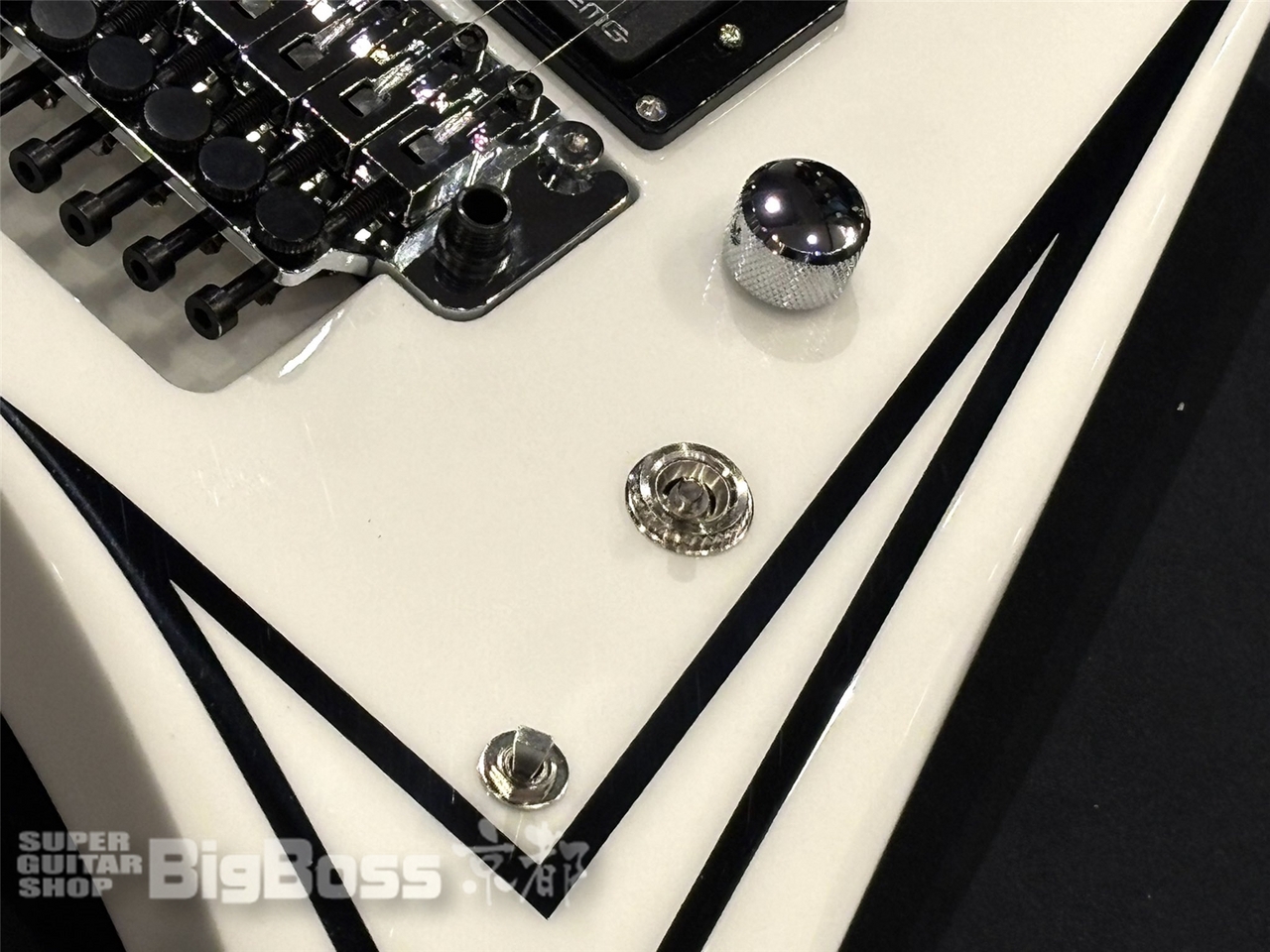 Ｅ－ＩＩ　ＳＶ　ＷＨＩＴＥ　ｗ／ＢＬＡＣＫ　ＳＴＲＩＰＥＳ【中古】 E-II SV / White w/Black Stripes（新品/送料無料）【楽器検索