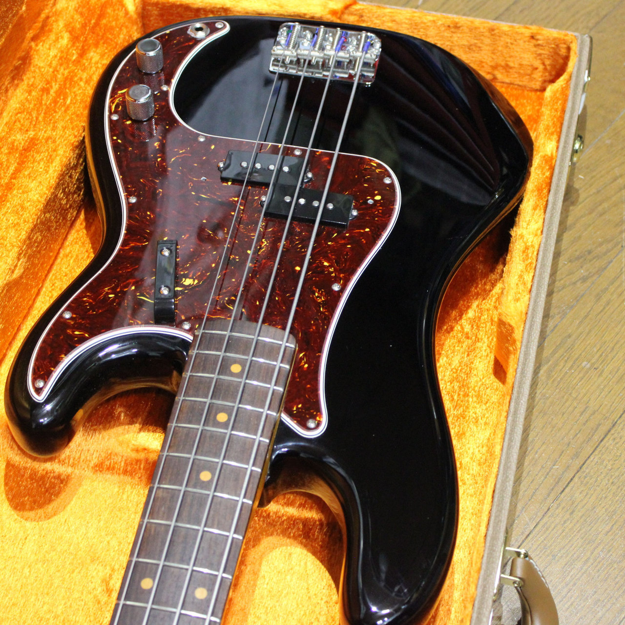 Fender American Vintage II 1960 Precision Bass(ブラック/ローズ指板