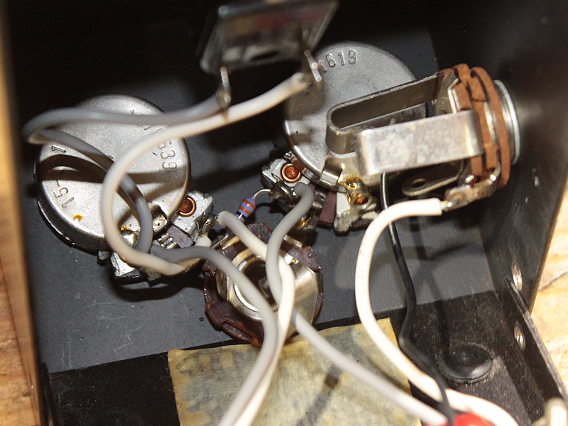 Maestro FZ-1B FUZZ-TONE（ビンテージ）【楽器検索デジマート】